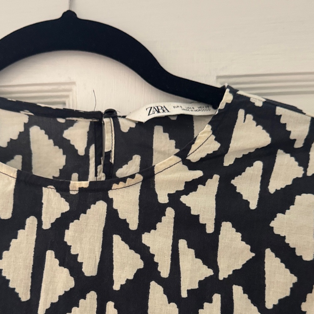 Zara Monochrome Geometric Pattern Blouse